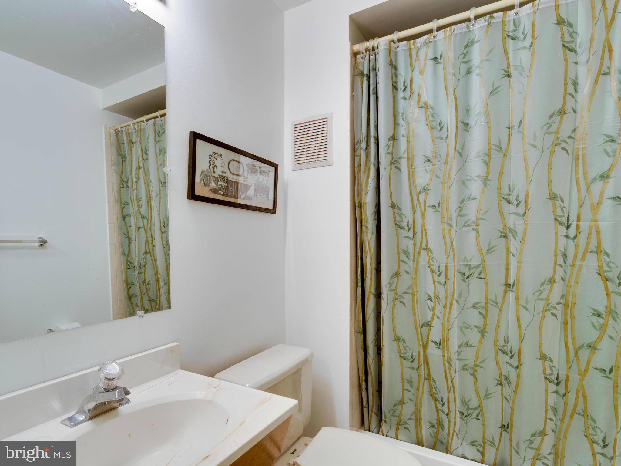 7708 Wilbur Court Springfield, VA 22153 - Photo 26 of 30 Bath