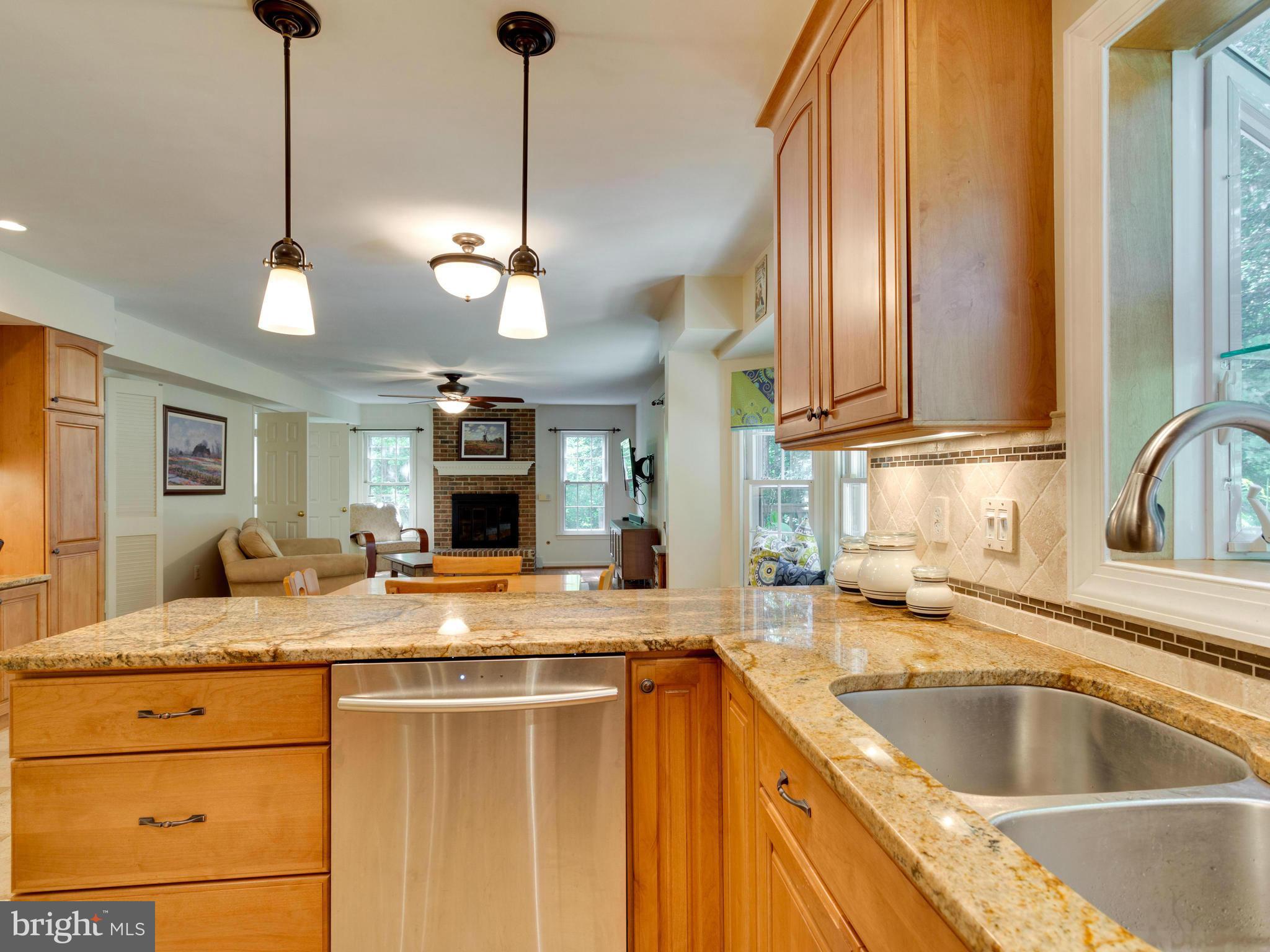 7708 Wilbur Court Springfield, VA 22153 - Photo 9 of 30 Kitchen