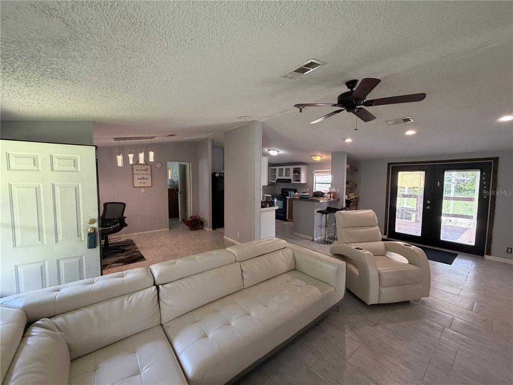 17828 Alexson Street Spring Hill, FL 34610 - Photo 6 of 29 Gallery Image 6