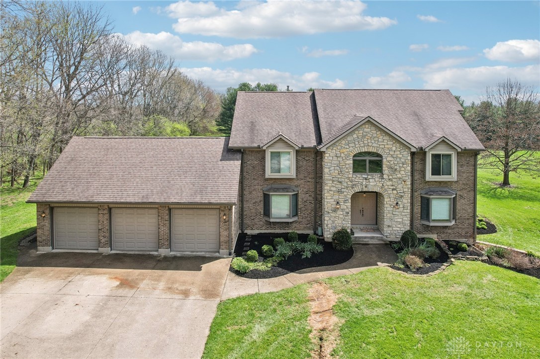 426 McBee Road Bellbrook, OH 45305 - Photo 1 of 100 Gallery Image 1