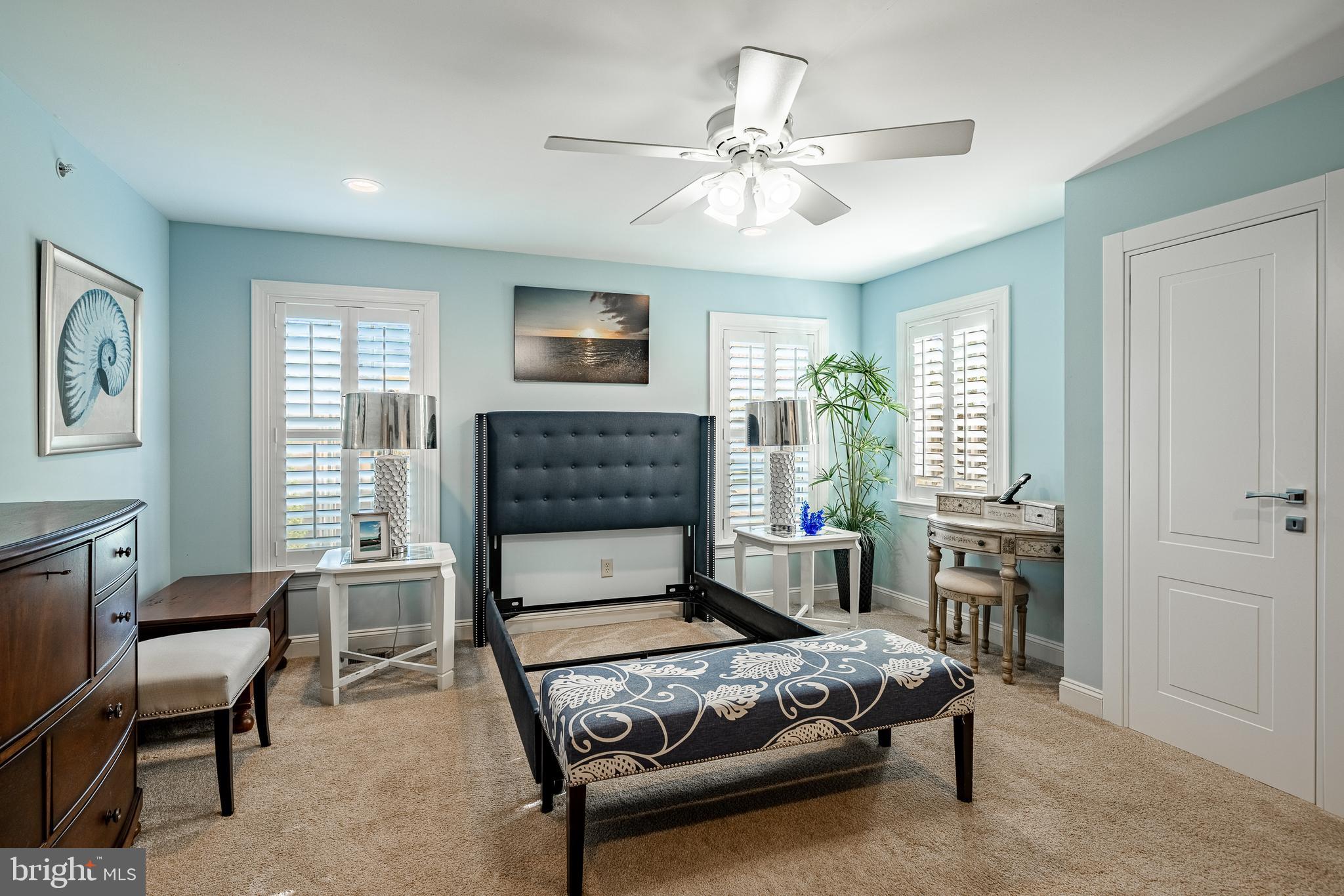 1053 Whitegate Road Wayne, PA 19087 - Photo 28 of 51 a bedroom with a bed a table and chair