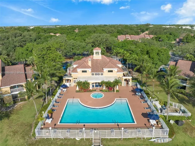 $254,999 | 2647 Northwest 33rd Street, Unit 2306, Oakland Park, FL 33309