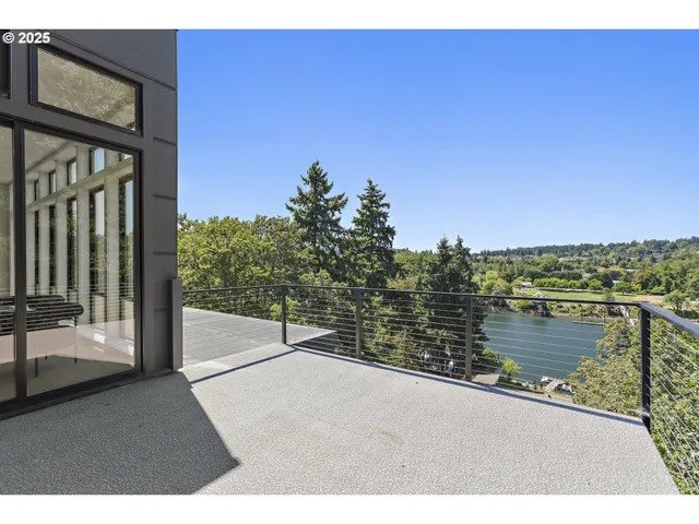 a view of a entryway