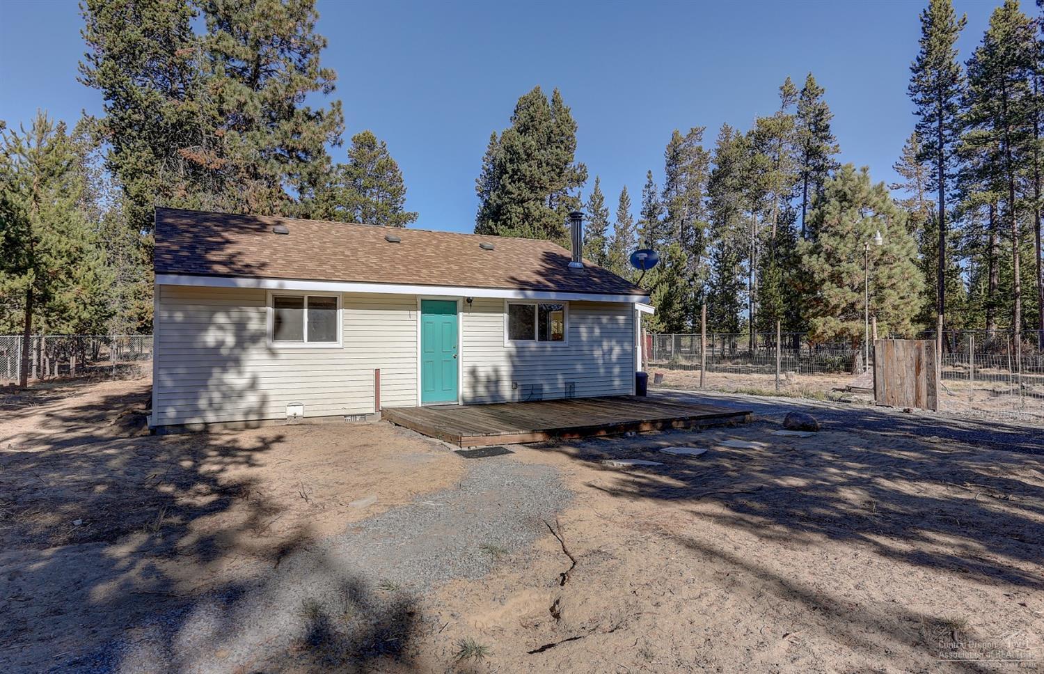 17390 Wells Road Bend, OR 97707 - Photo 21 of 25 Additional Photo