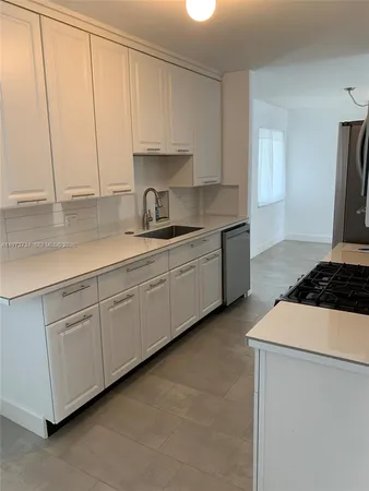 $3,000 | 4411 West Broward Boulevard, Plantation, FL 33317