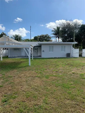 $3,000 | 4411 West Broward Boulevard, Plantation, FL 33317