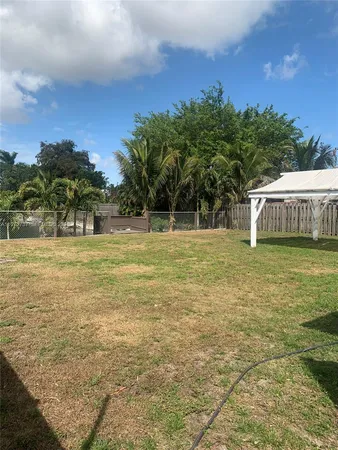 $3,000 | 4411 West Broward Boulevard, Plantation, FL 33317