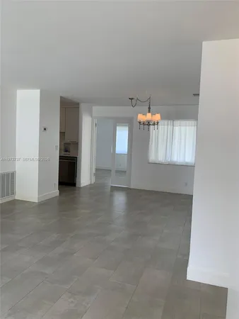 $3,000 | 4411 West Broward Boulevard, Plantation, FL 33317