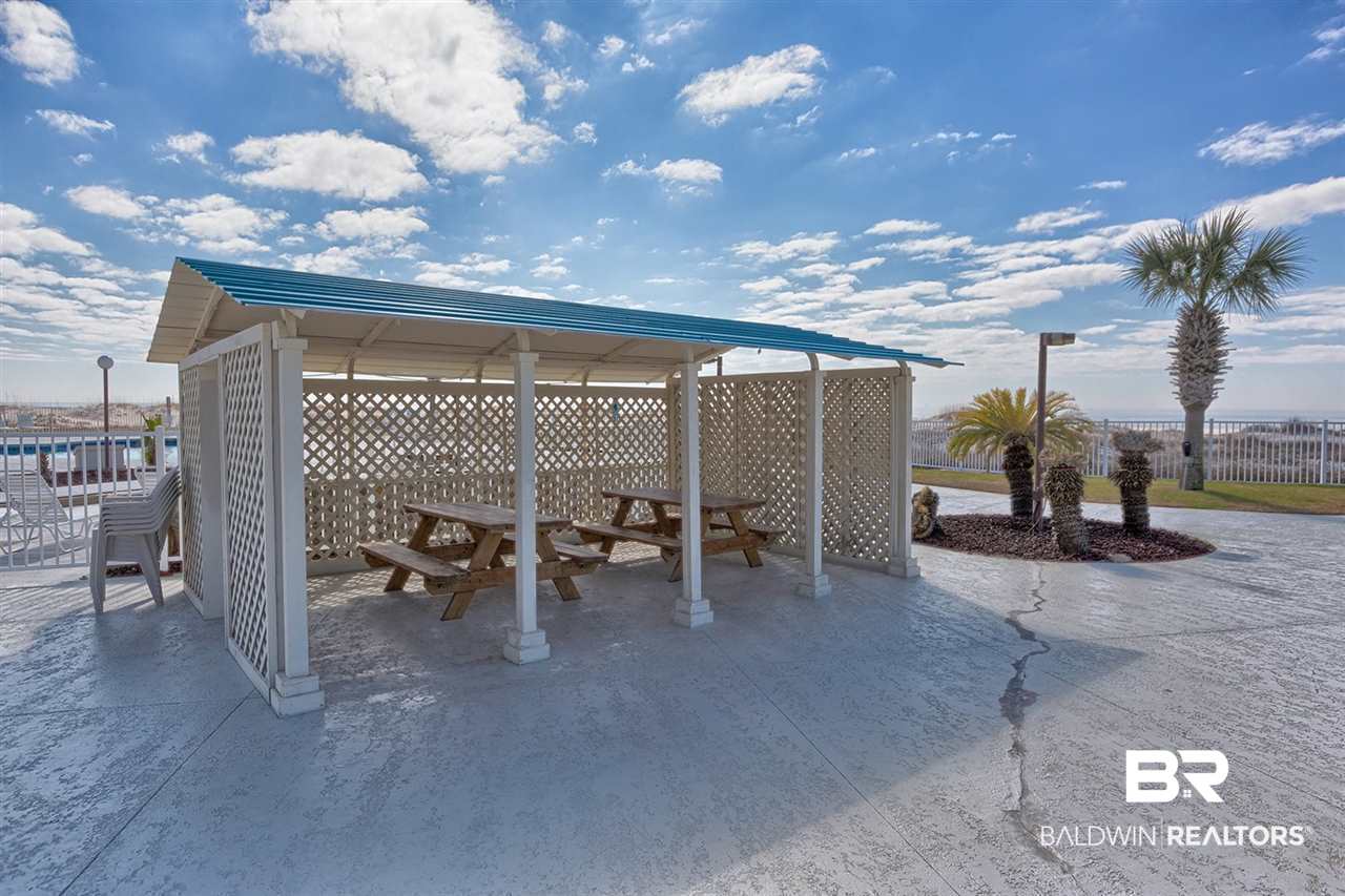 645 Plantation Road, Unit 6406 Gulf Shores, AL 36542 - Photo 21 of 28 Picnic Area