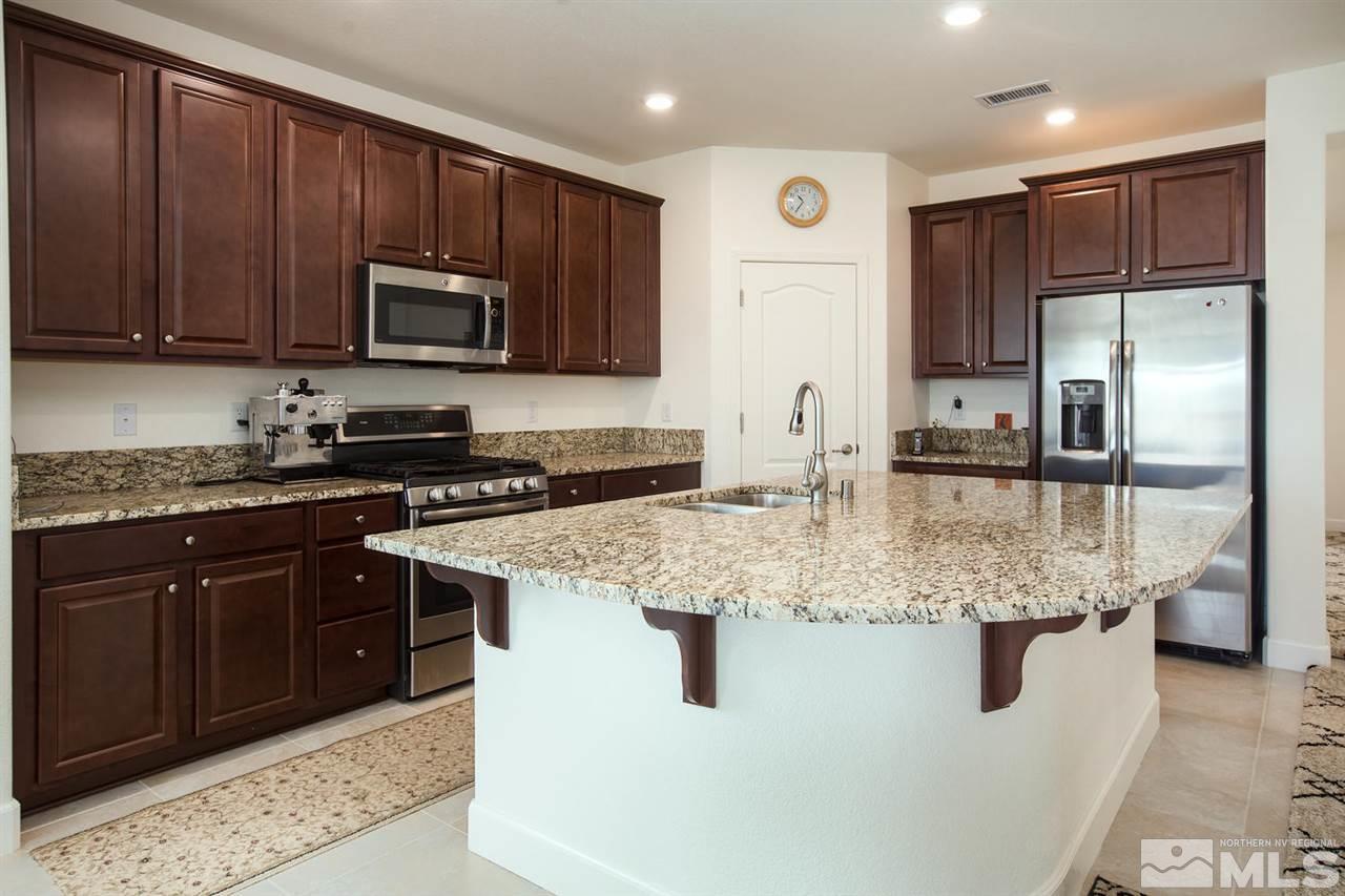 7264 Rutherford Drive Reno, NV 89506 - Photo 3 of 25 Photo 3