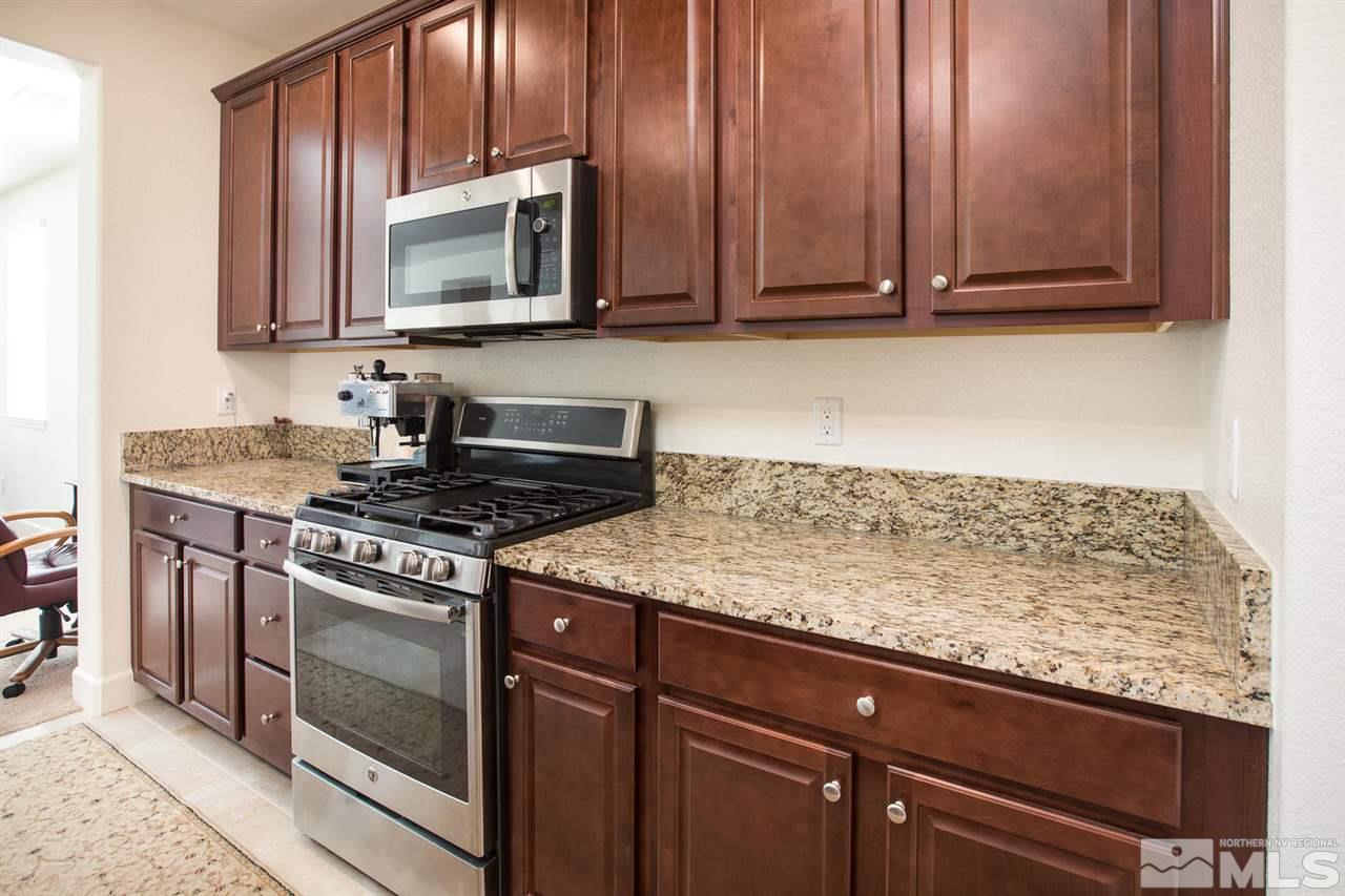 7264 Rutherford Drive Reno, NV 89506 - Photo 5 of 25 Photo 5