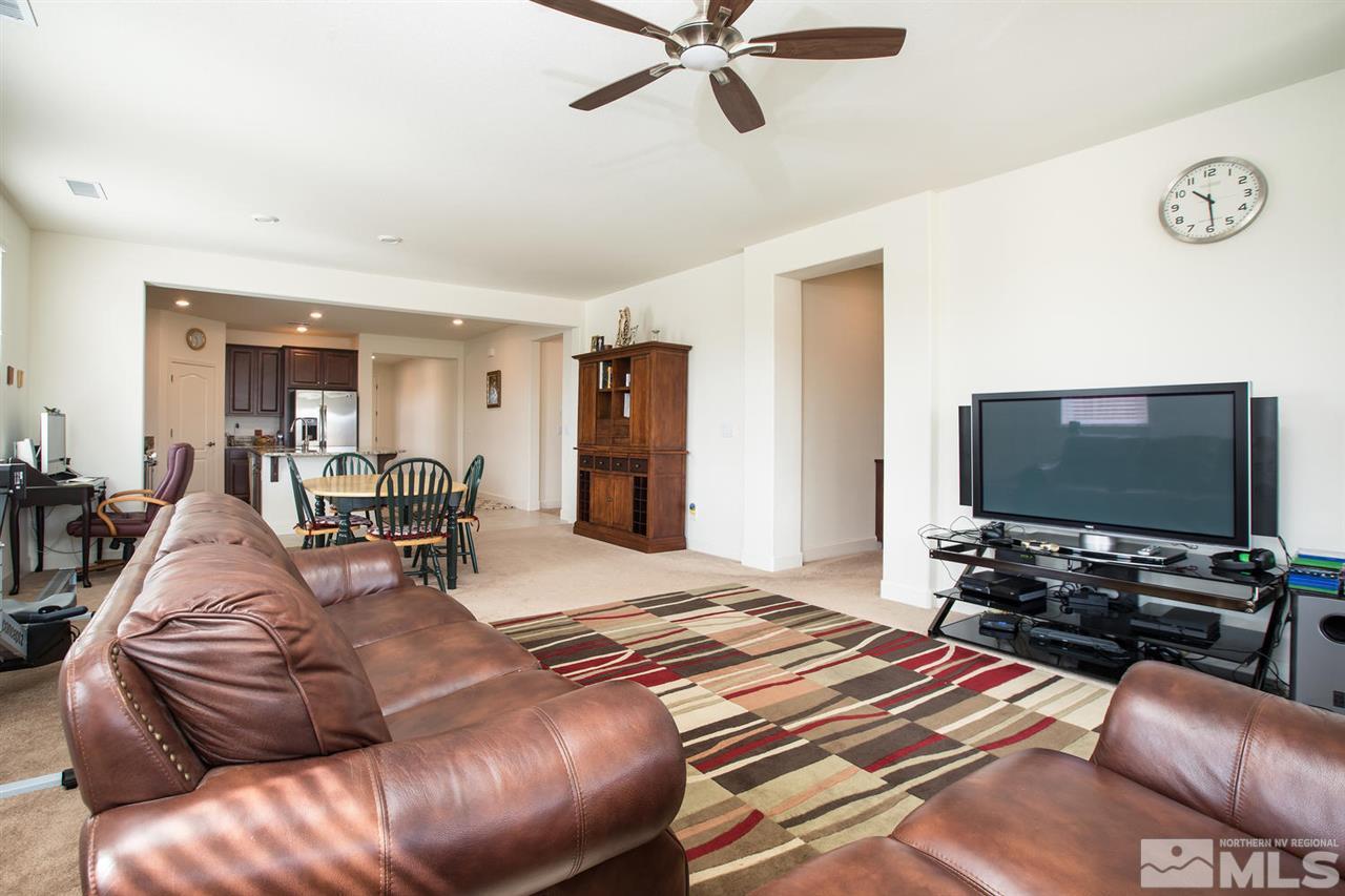 7264 Rutherford Drive Reno, NV 89506 - Photo 8 of 25 Photo 8