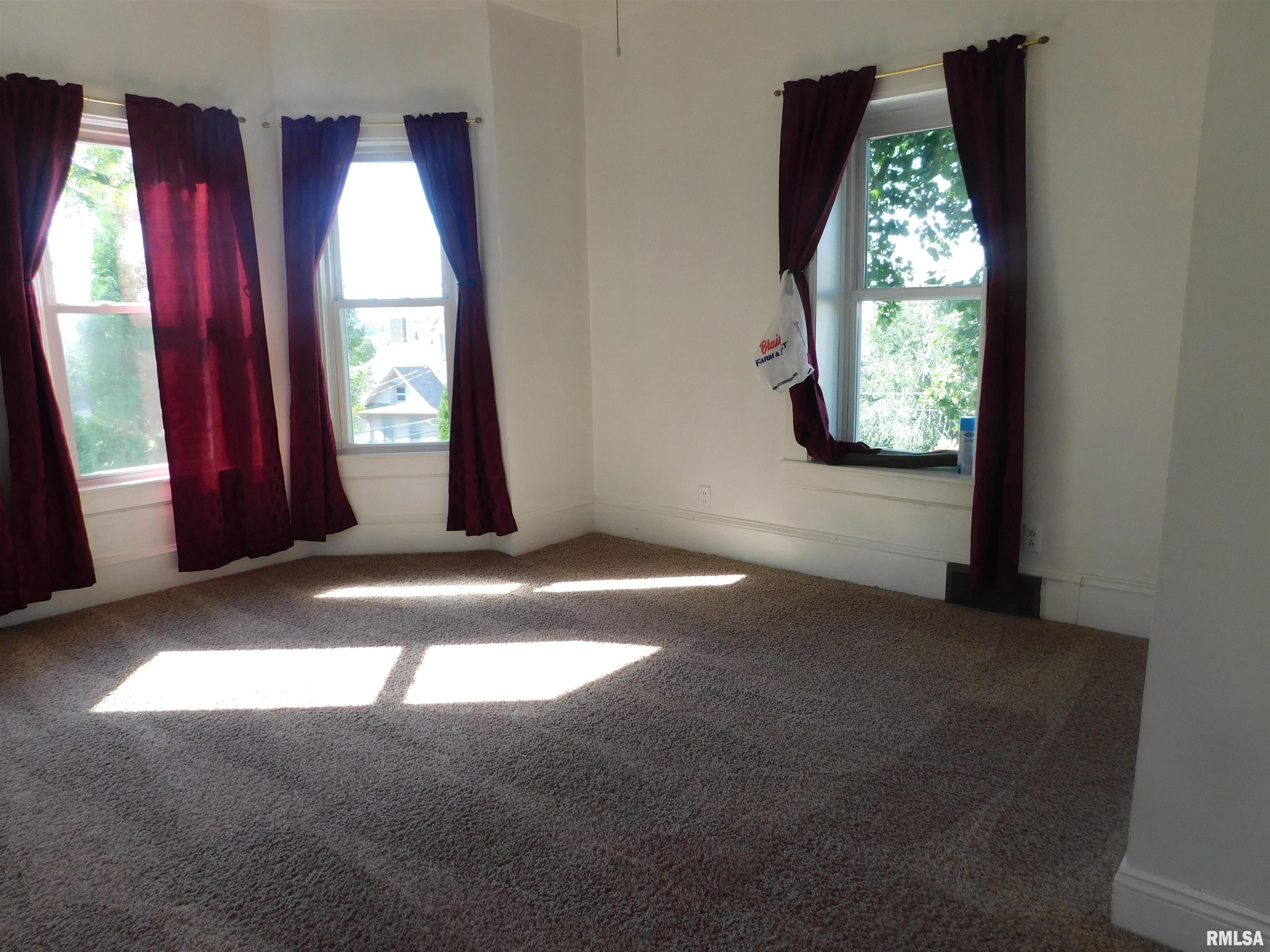 1624 9th Avenue Moline, IL 61265 - Photo 19 of 32