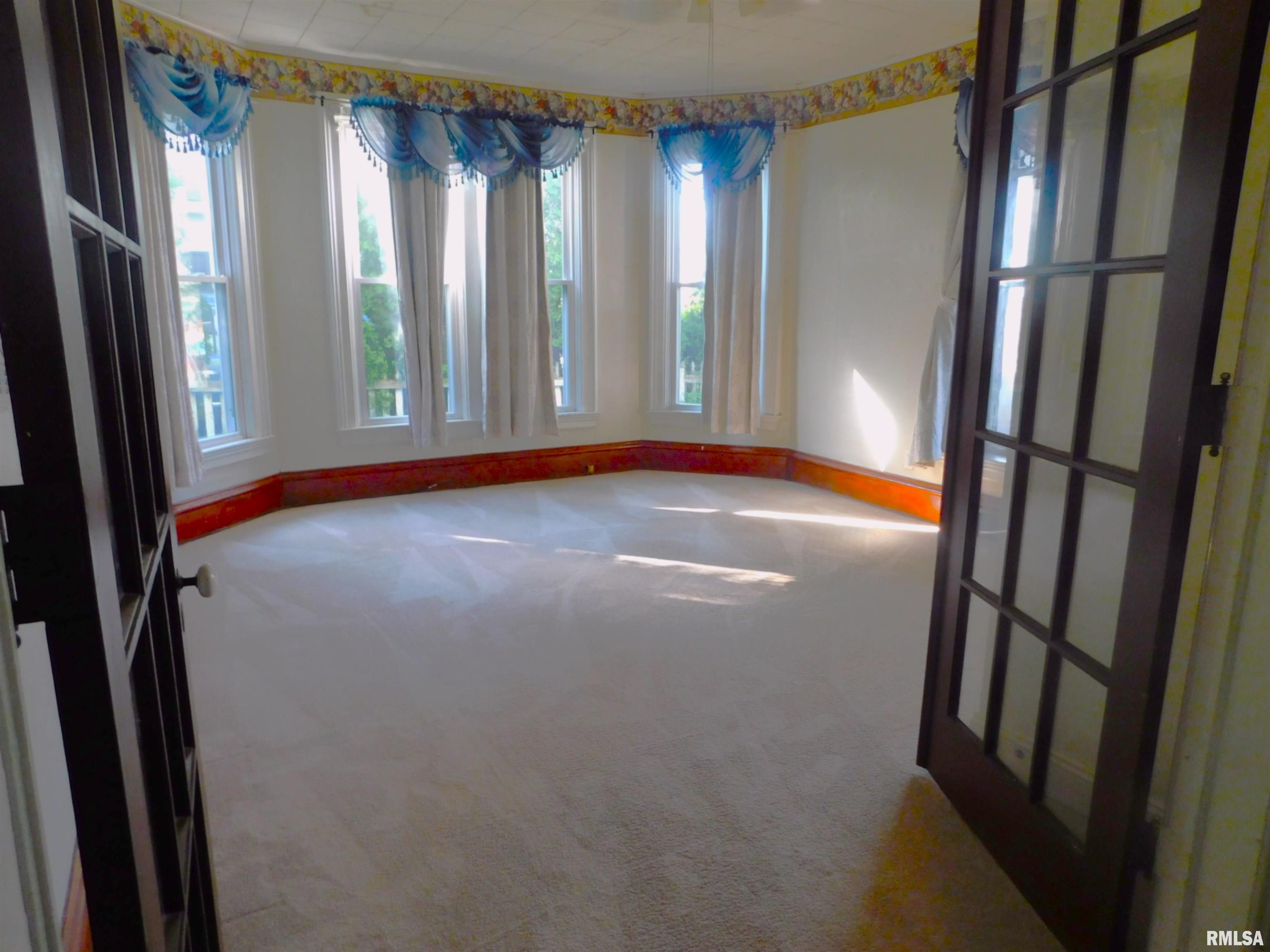 1624 9th Avenue Moline, IL 61265 - Photo 10 of 32