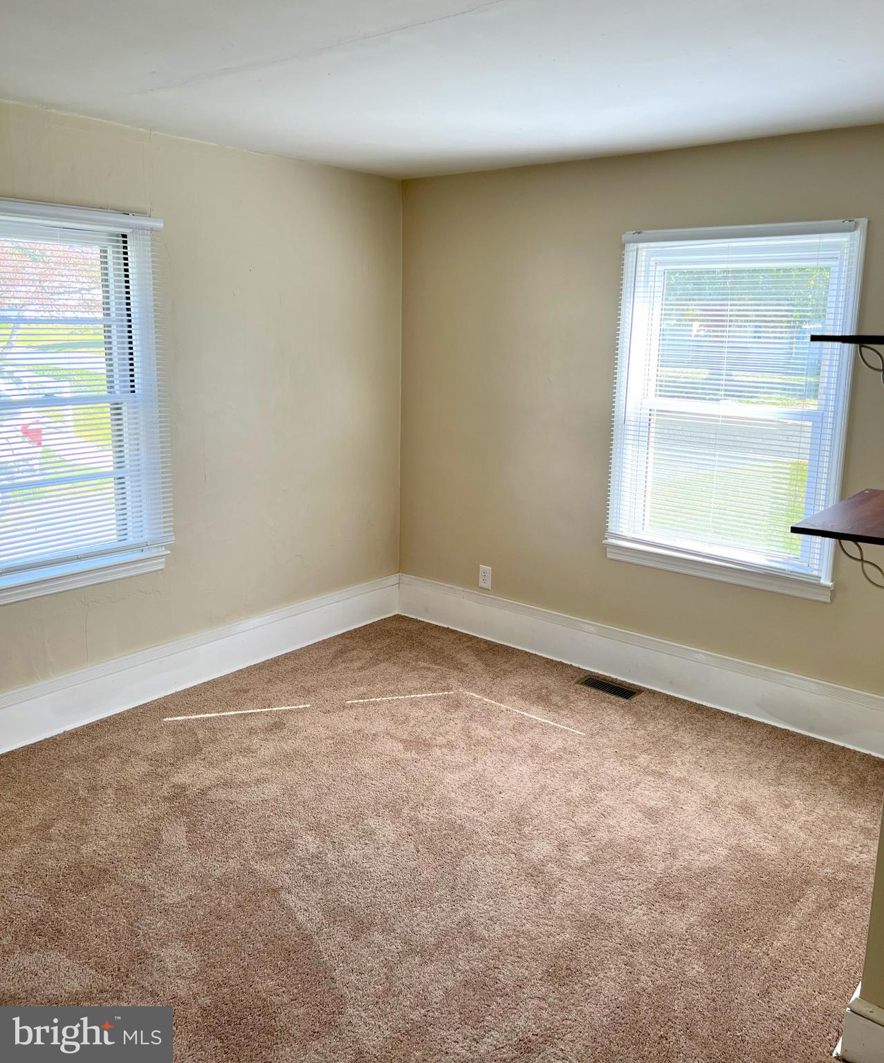 745 South Halsey Road Dover, DE 19901 - Photo 7 of 13 1st Bedroom