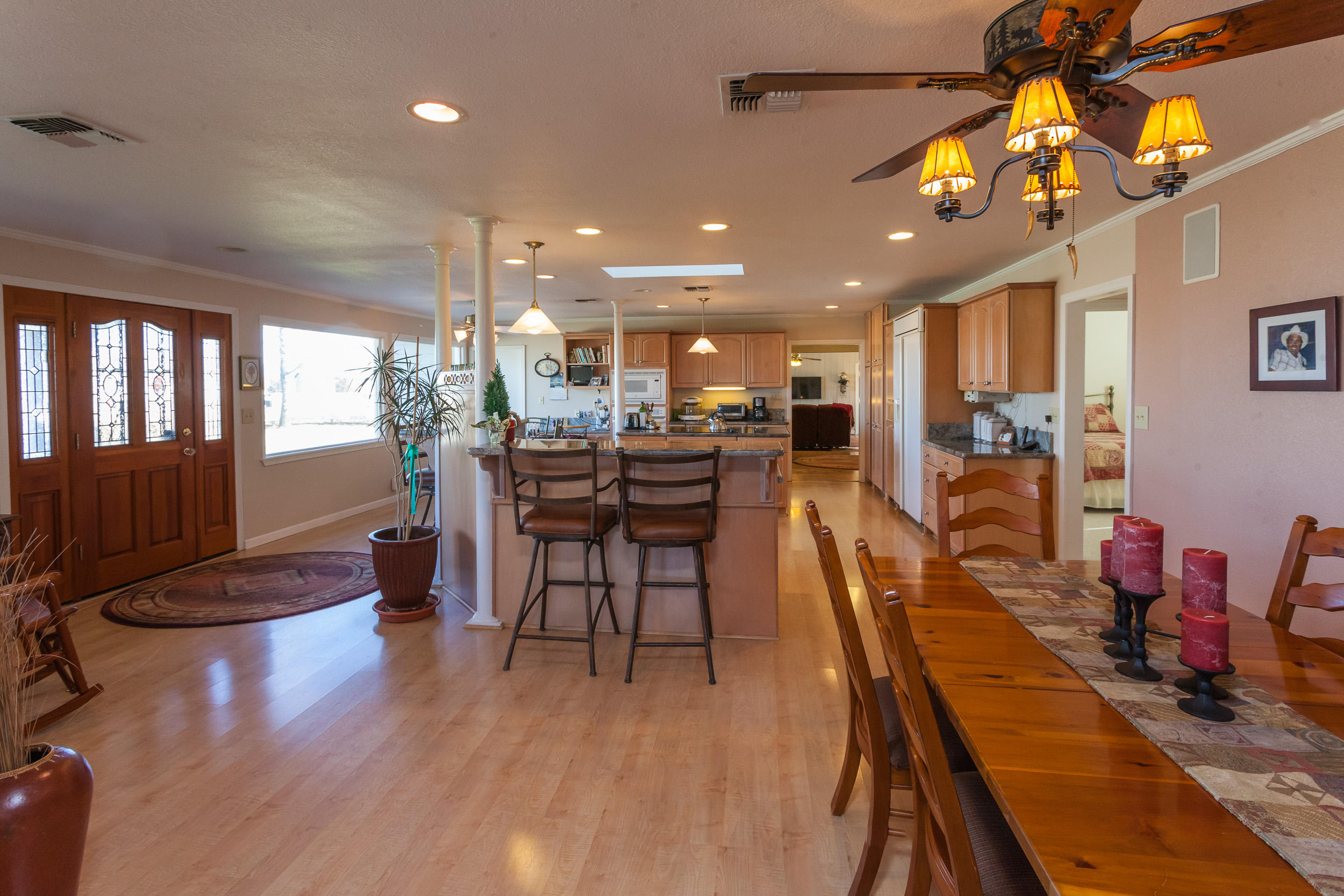 Lots of room for family & friends