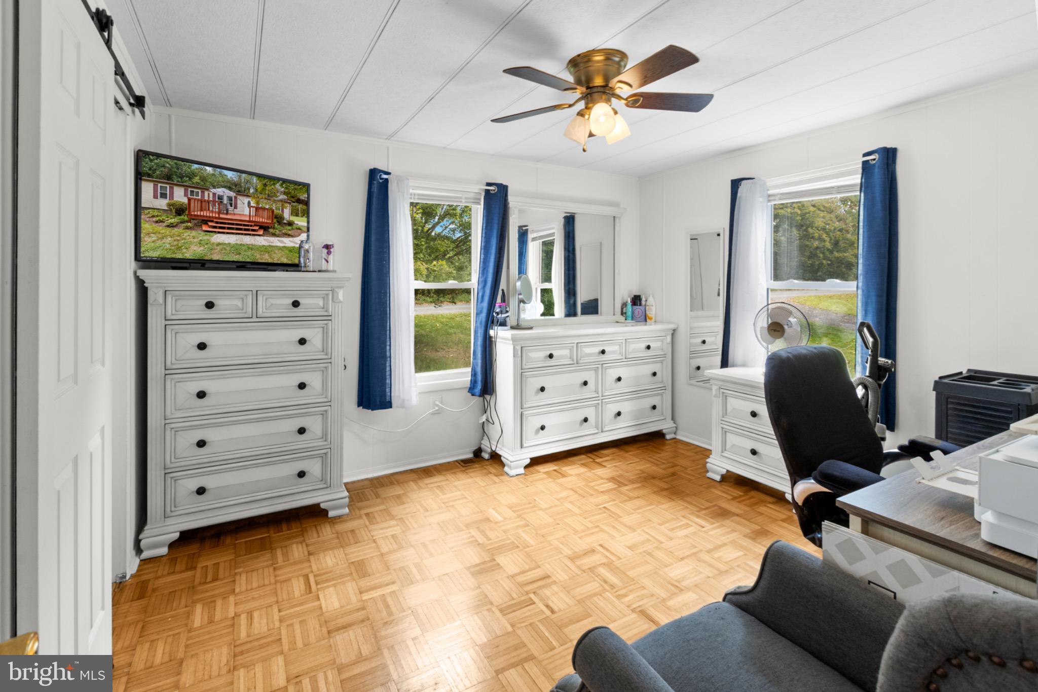 9050 Pumpkin Neck Road King George, VA 22485 - Photo 13 of 25 Bedroom with full bath