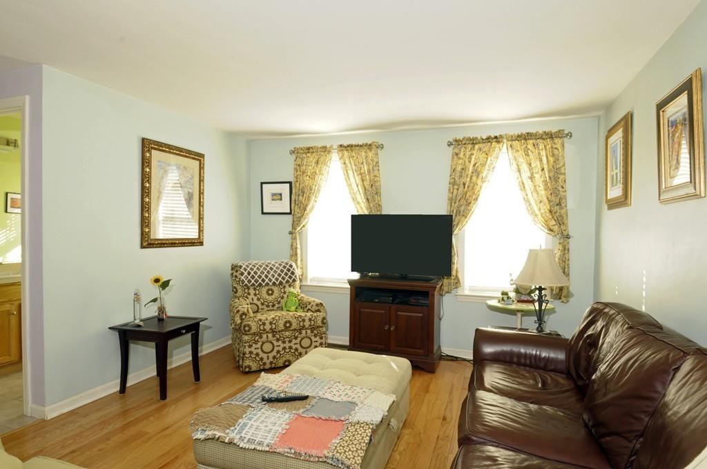 33 Swifts Beach Road Wareham, MA 02571 - Photo 15 of 40 Gallery Image 15