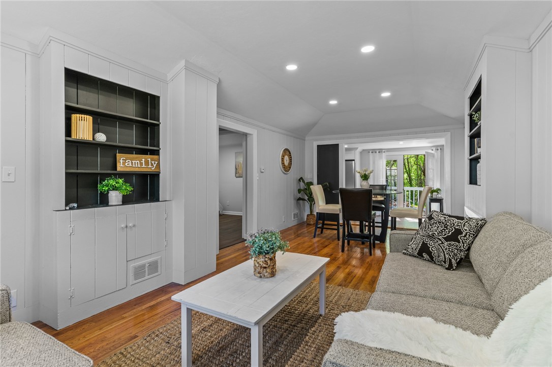 55 Overlea Road North Smithfield, RI 02896 - Photo 15 of 39