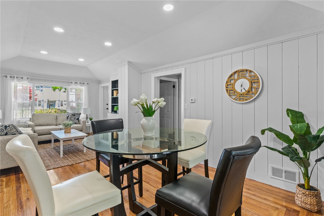 55 Overlea Road North Smithfield, RI 02896 - Photo 18 of 39