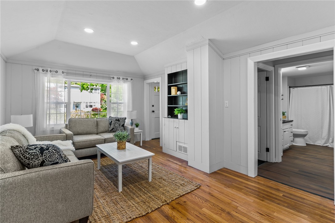 55 Overlea Road North Smithfield, RI 02896 - Photo 19 of 39