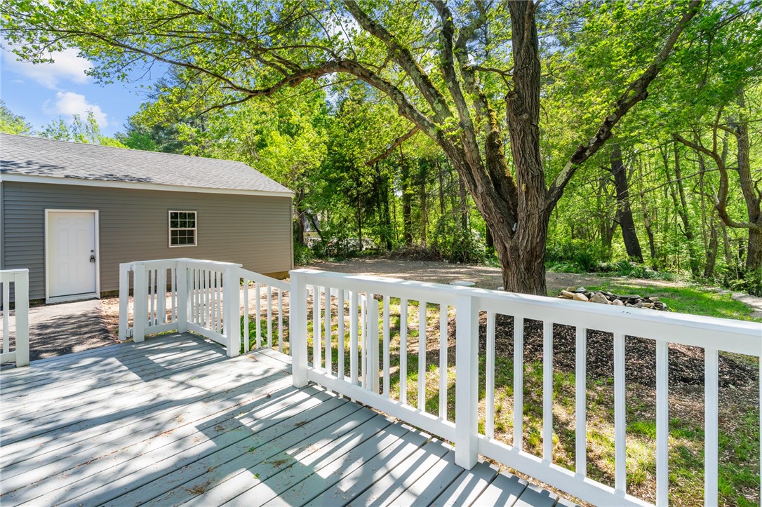 55 Overlea Road North Smithfield, RI 02896 - Photo 6 of 39