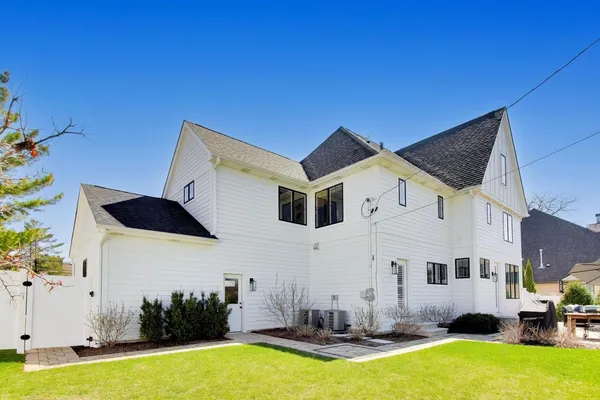 $1,499,000 | 5810 South Madison Street, Hinsdale, IL 60521