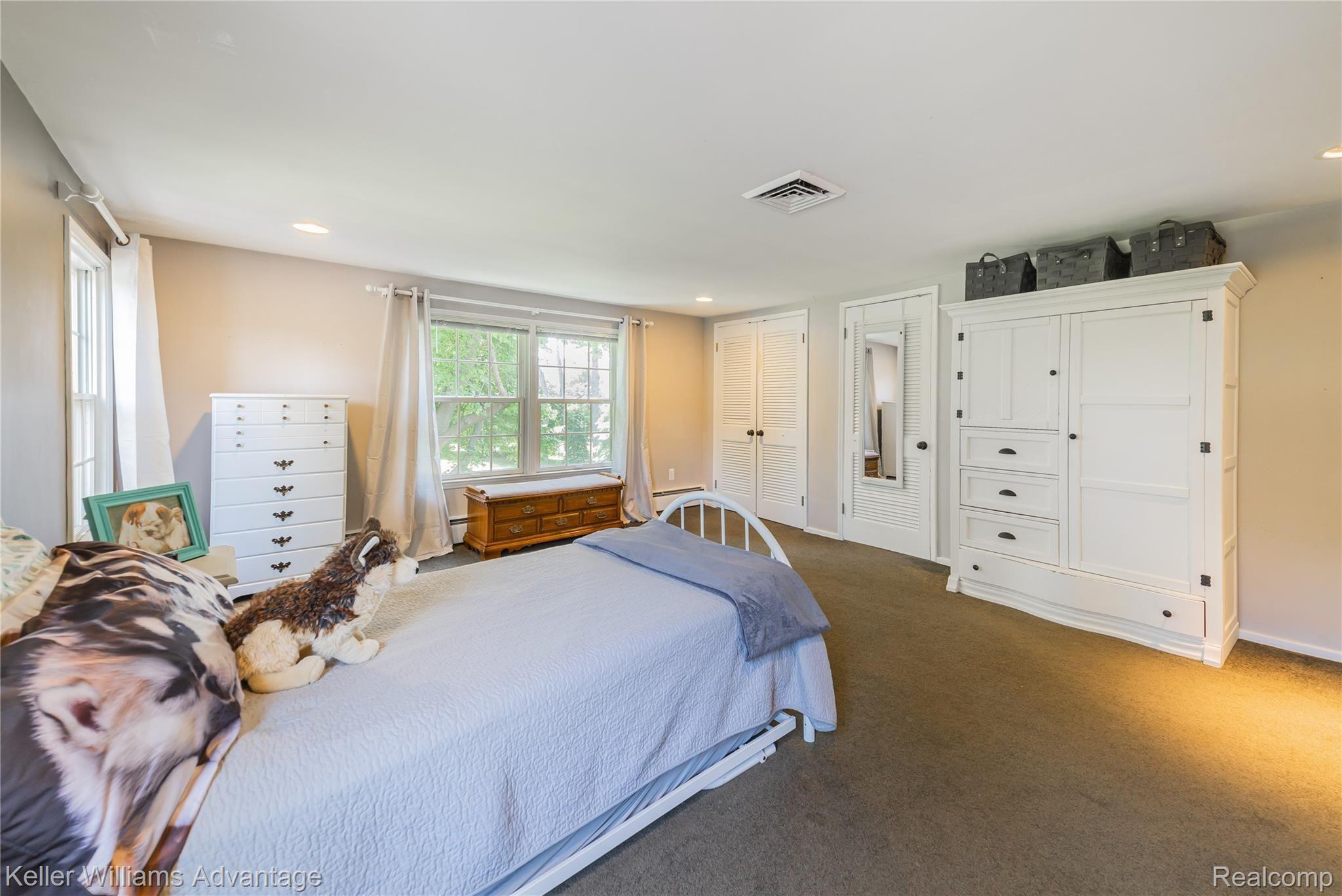 26850 Halsted Road Farmington, MI 48331 - Photo 73 of 75 DEAN _ Farmington Hills-72.jpg