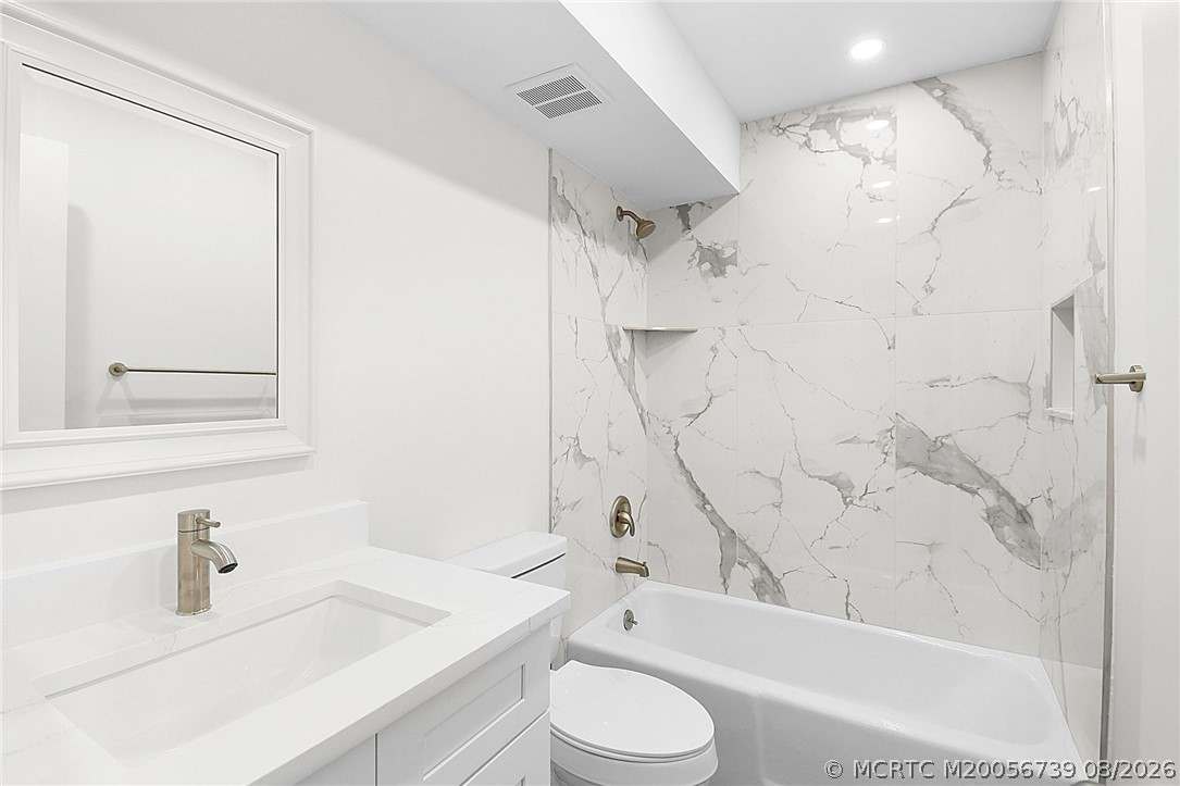 5303 Southeast Miles Grant Road, Unit L101 Stuart, FL 34997 - Photo 23 of 66 Gallery Image 23
