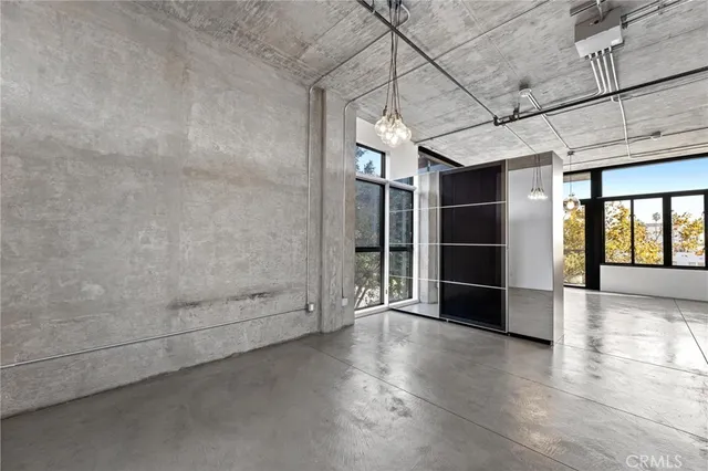 a view of dinning table and chairs in patio