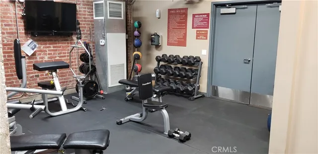 $699,999 | 835 Locust Avenue, Unit 322, Long Beach, CA 90813