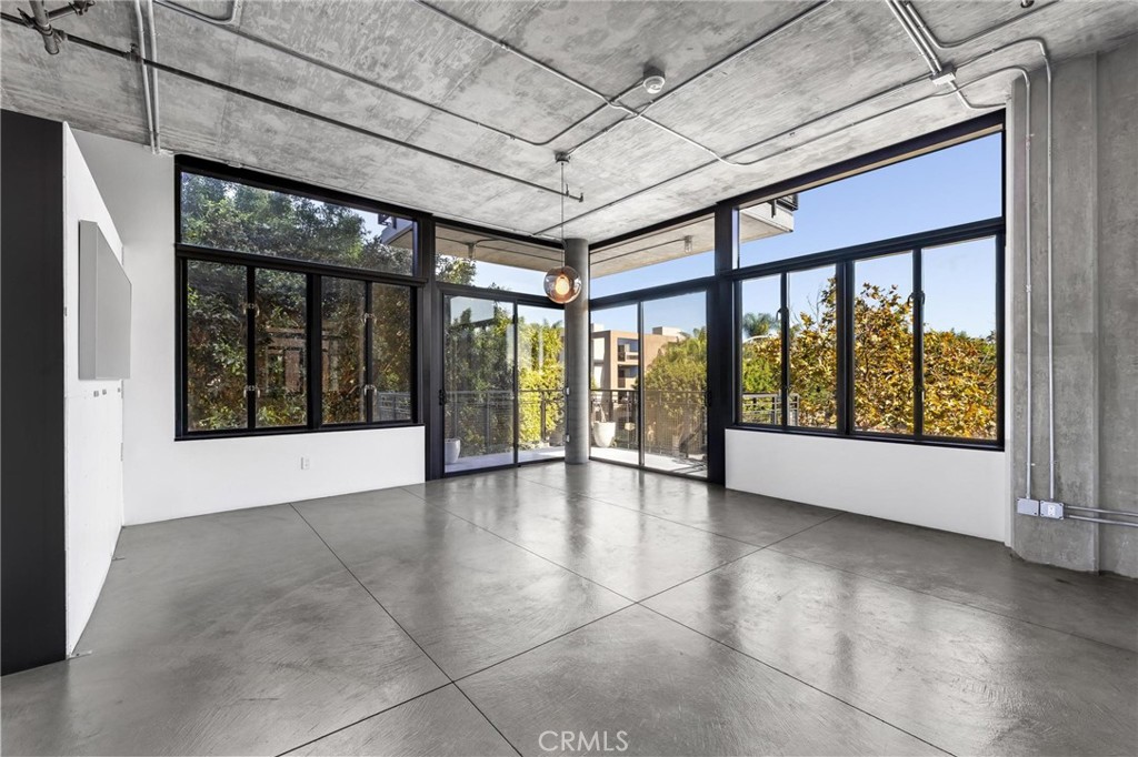 835 Locust Avenue, Unit 322 Long Beach, CA 90813 - Photo 54 of 56