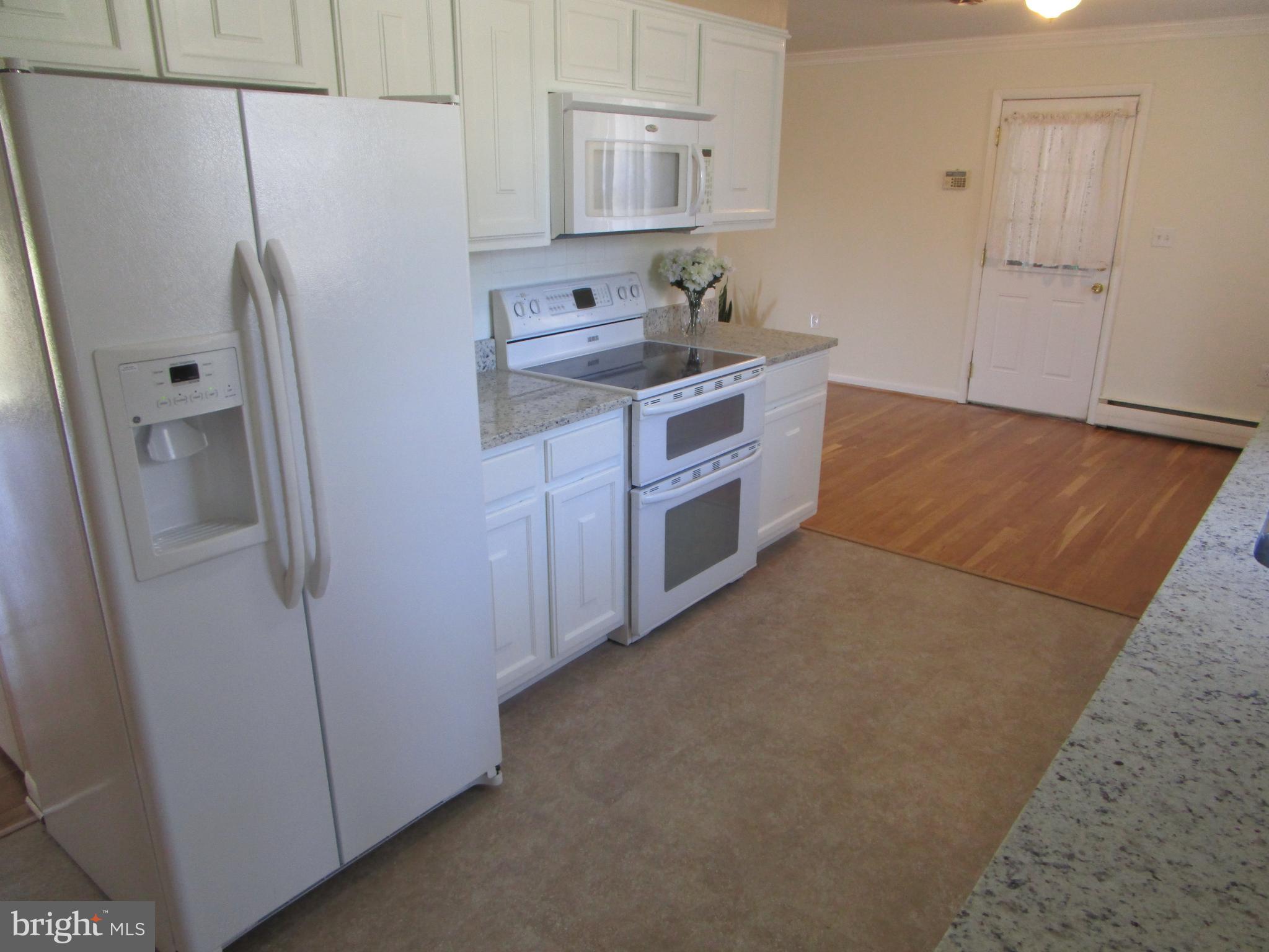 2130 Briggs Chaney Road Silver Spring, MD 20905 - Photo 3 of 28