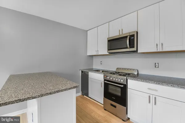 $1,895 | 164 Abbey Terrace, Drexel Hill, PA 19026
