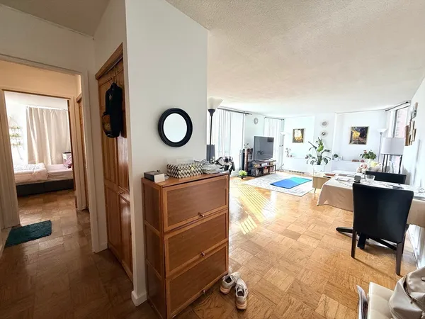 $3,150 | 77 Pond Avenue, Unit 312, Brookline, MA 02445
