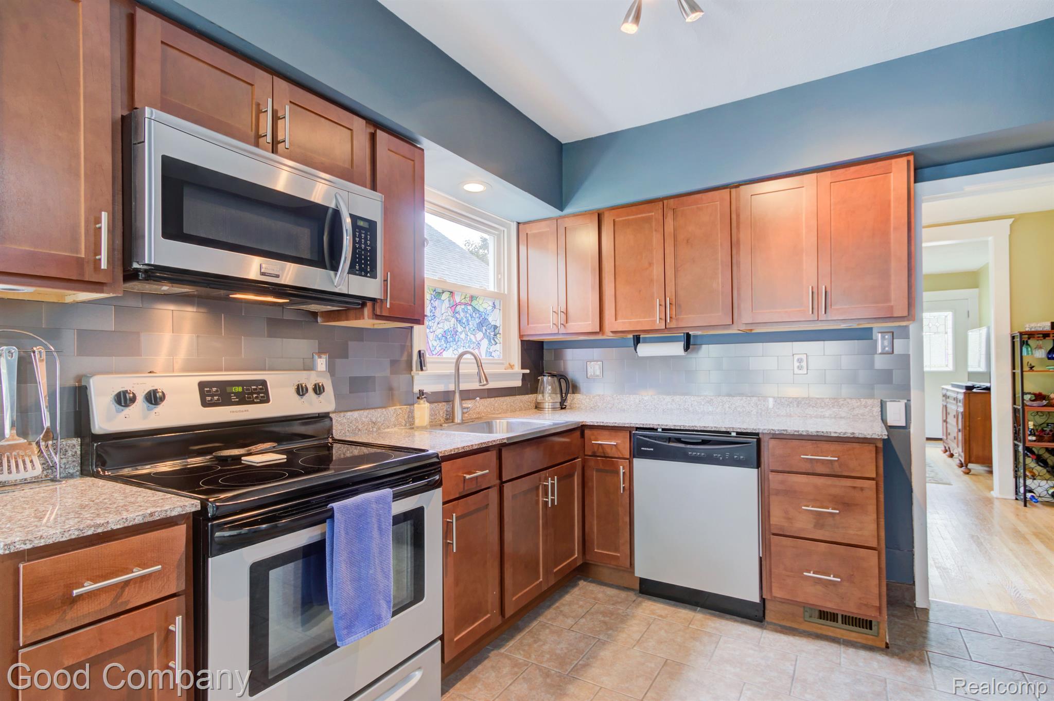 2164 Earlmont Road Berkley, MI 48072 - Photo 12 of 47 Gallery Image 12