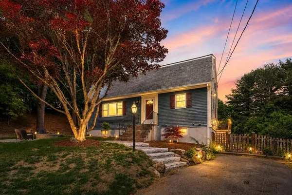 $899,900 | 34 Washington Avenue, Burlington, MA 01803