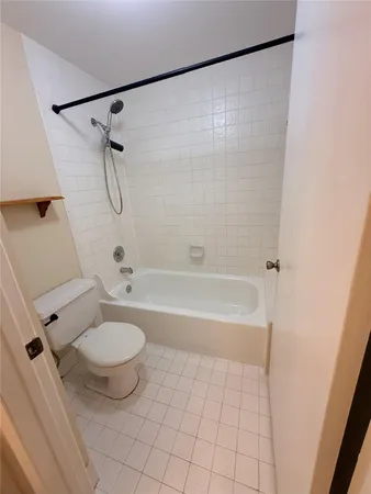 $2,400 | 12060 Northwest 11th Street, Unit 12060, Pembroke Pines, FL 33026