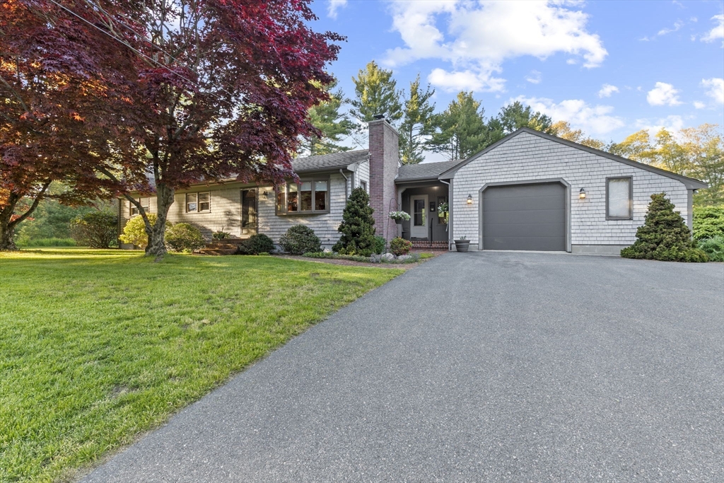 224 Snipatuit Road Rochester, MA 02770 - Photo 16 of 42 a front view of house with yard and green space