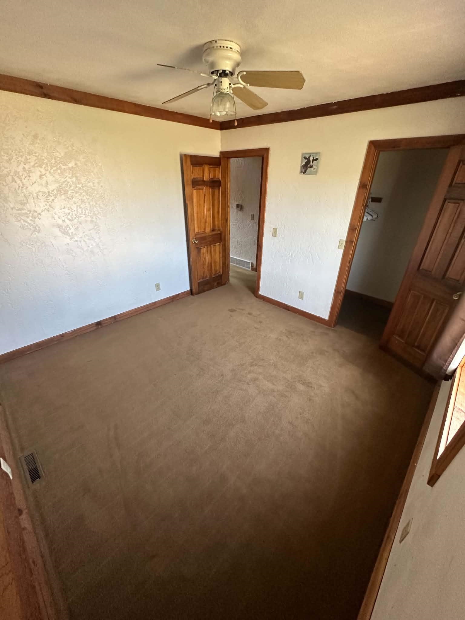 400 Haugen Road Edgerton, WI 53534 - Photo 10 of 13 Gallery Image 10