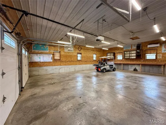 $177,000 | 729 Clear Creek Lane, Perryville, MO 63775