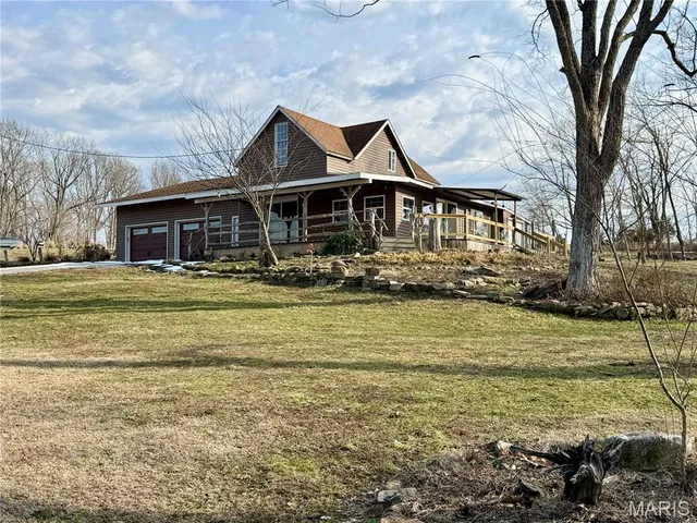 $177,000 | 729 Clear Creek Lane, Perryville, MO 63775