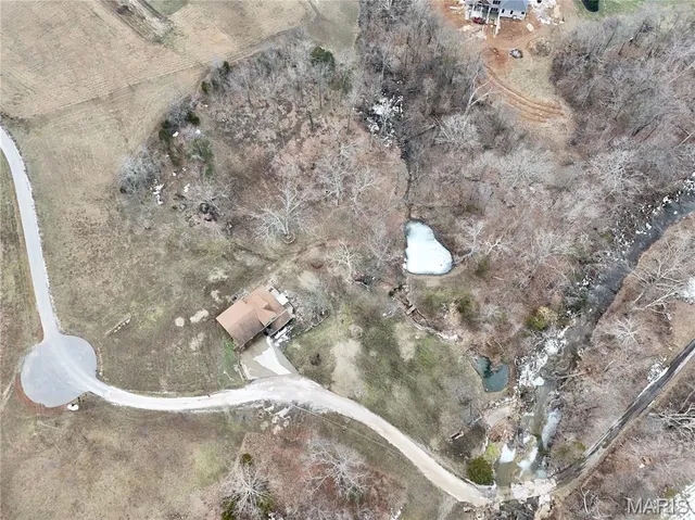 $177,000 | 729 Clear Creek Lane, Perryville, MO 63775