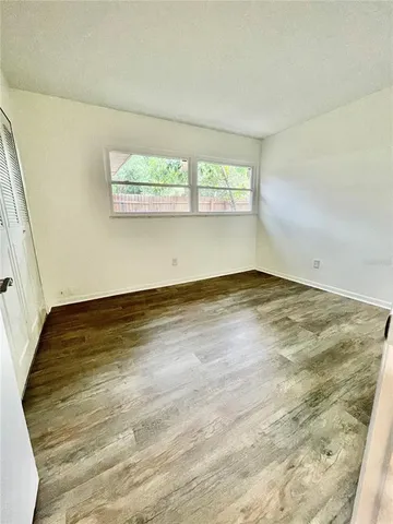 a view of empty room with window