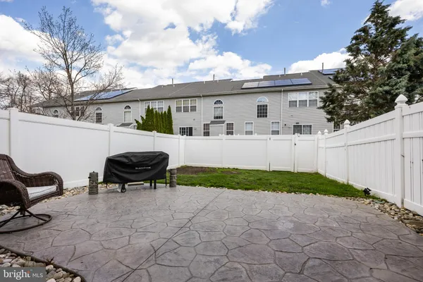 $479,900 | 106 Weaver Drive, Marlton, NJ 08053