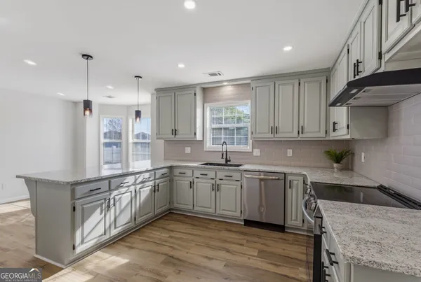 $438,000 | 87 Park Lane, Warner Robins, GA 31093