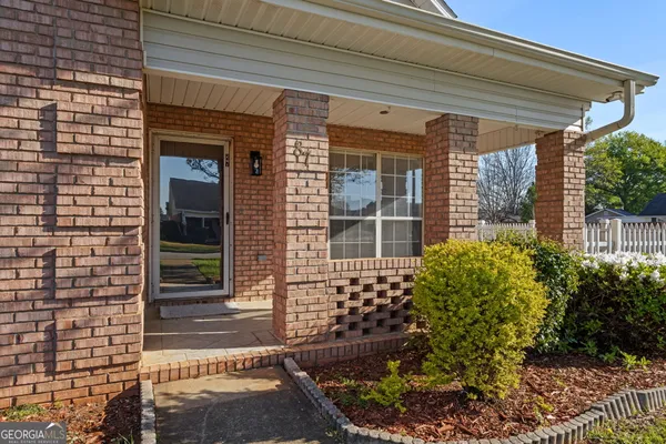 $438,000 | 87 Park Lane, Warner Robins, GA 31093