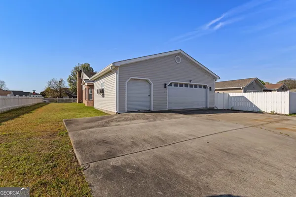 $438,000 | 87 Park Lane, Warner Robins, GA 31093