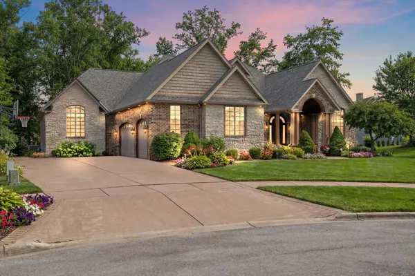 $1,295,000 | 1089 George Ade Court, Crown Point, IN 46307