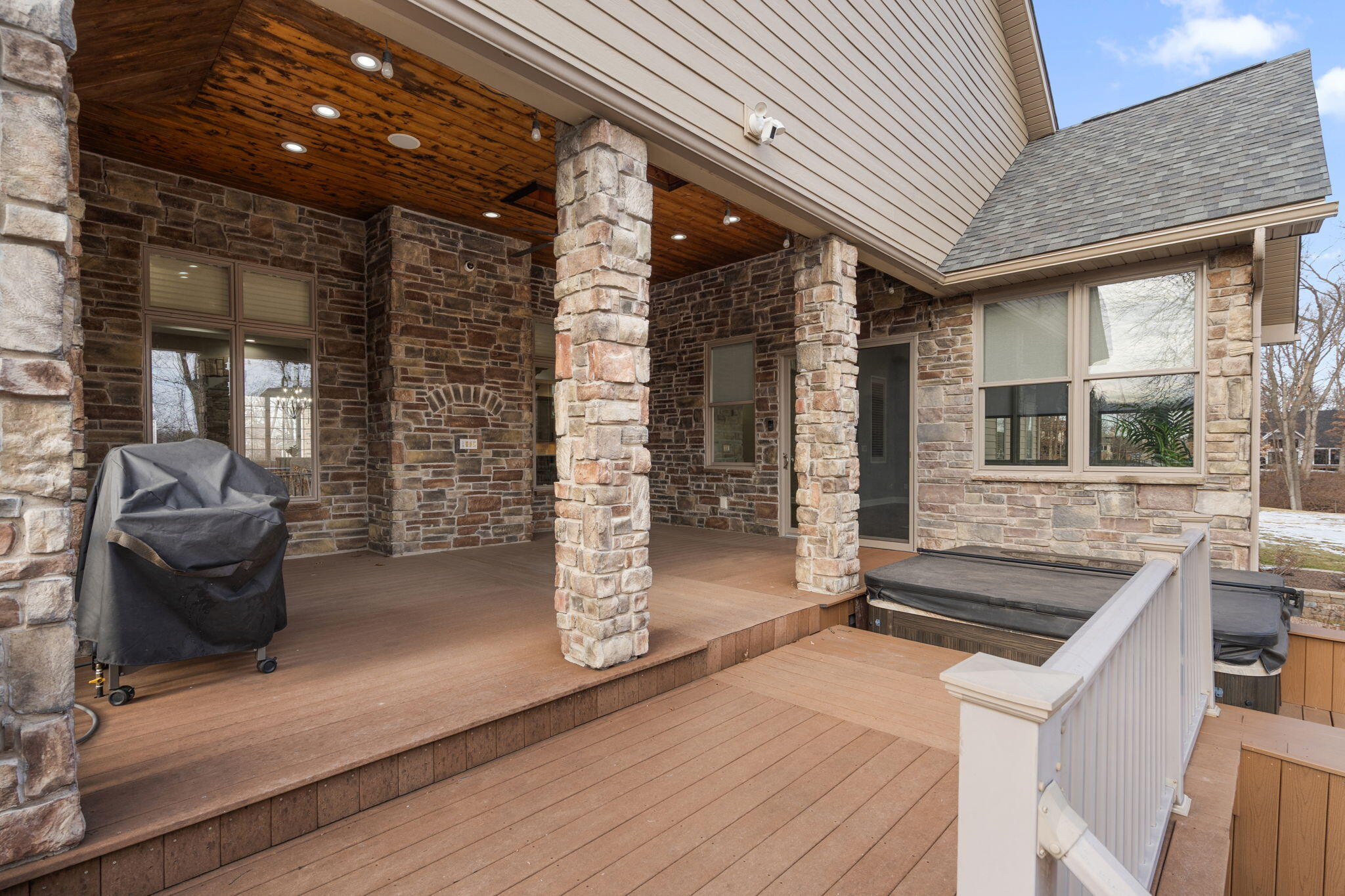 1089 George Ade Court Crown Point, IN 46307 - Photo 21 of 71 2048x1365